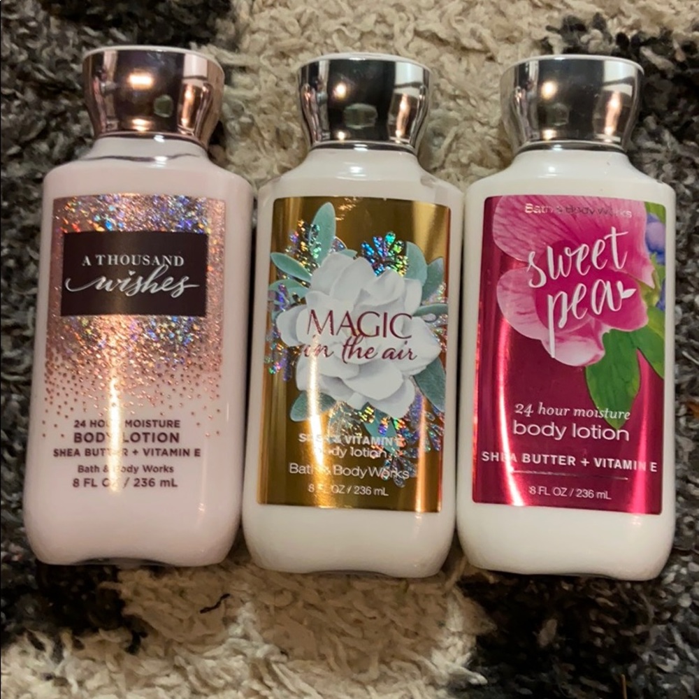 Bath & Body Works body lotion Shea and vitamin E
